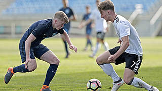 Die deutschen U 17-Junioren haben beim Algarve Cup weiterhin alle Chancen auf den Turniersieg. Gegen England spielte die Mannschaft von DFB-Trainer Michael Prus 1:1 (0:0) © 2018 Getty Images