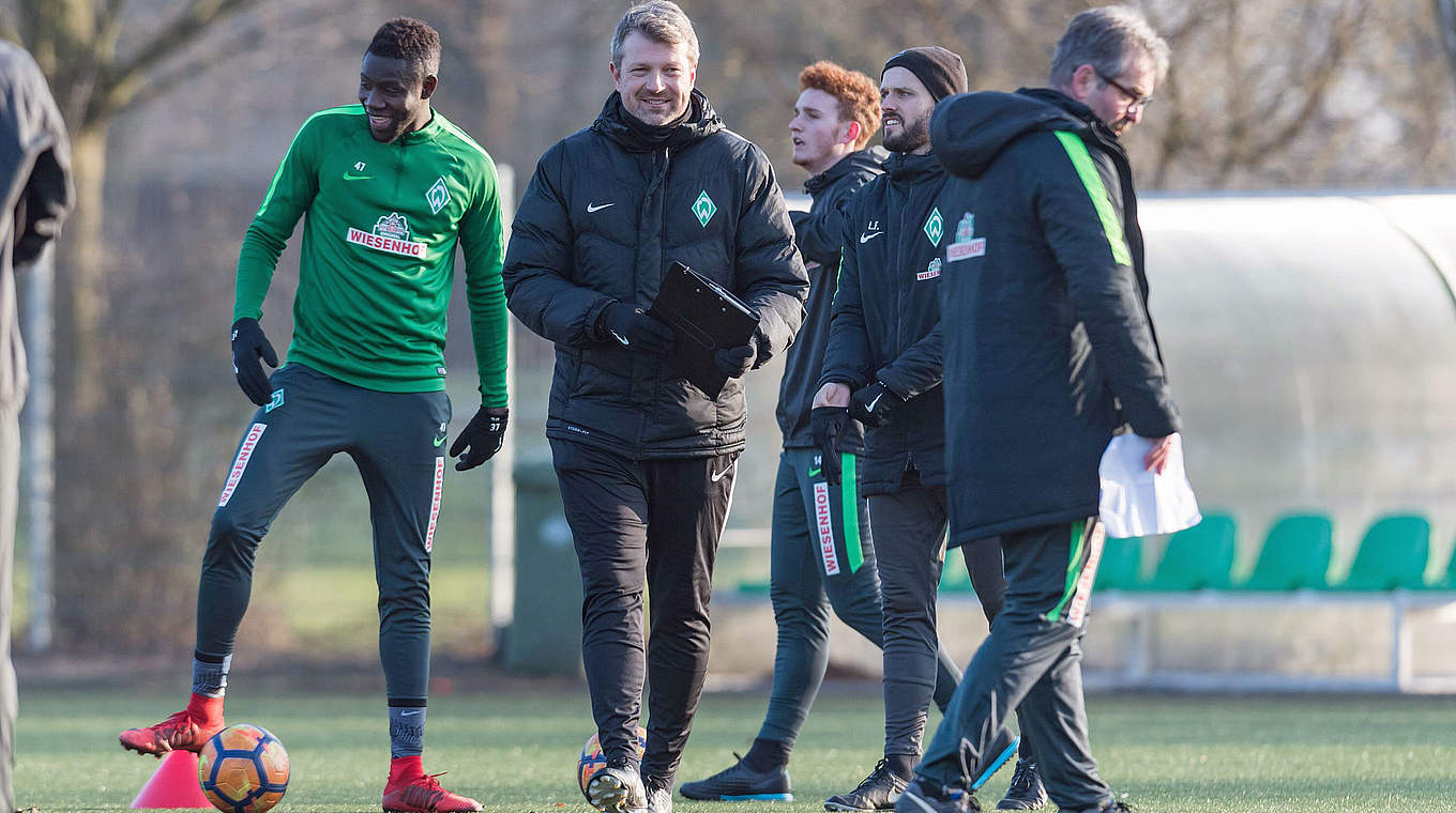 Hübscher (2.v.l.): "Die gute Stimmung in der Mannschaft stimmt mich optimistisch" © imago/Nordphoto