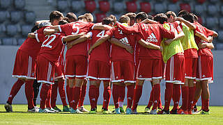 Eingeschworenes Team: die U 19 des FC Bayern München © imago/foto2press