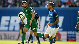 91 Spiele für das Bundesliga-Gründungsmitglied: Hoffmann (l.) verlängert in Münster © 2017 Getty Images