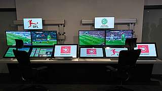 Hier wird künftig auch die 2. Bundesliga beobachtet: Video-Assistent-Center in Köln © imago/ActionPictures