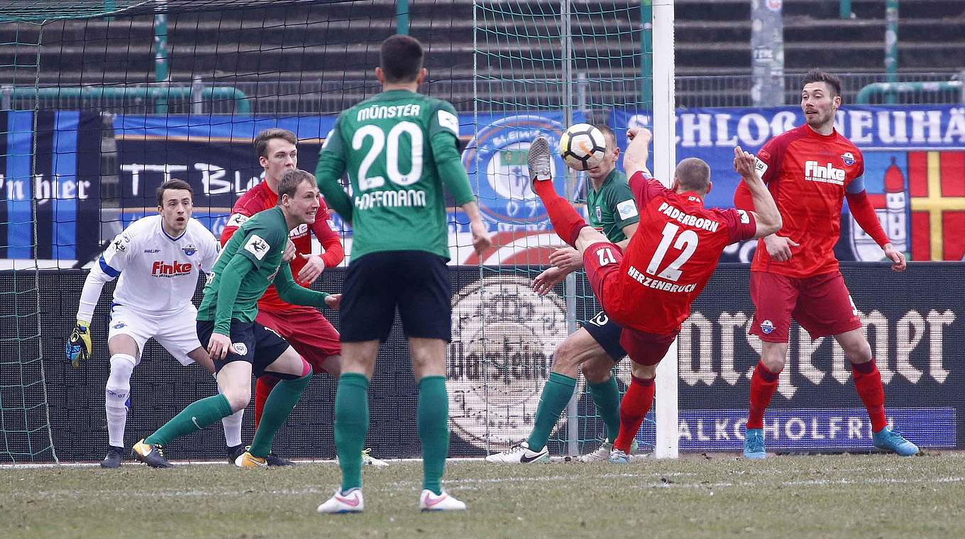 Ausgeglichenes Westfalen-Duell: Münster und Paderborn spielen Unentschieden © 2018 Getty Images