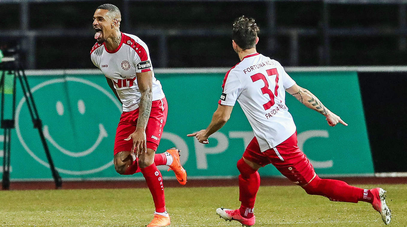 Bringt Köln auf Tuchfühlung mit den Aufstiegsplätzen: Daniel Keita-Ruel (l.) © imago/Manngold