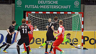 Jahn Regensburg gegen VfL 05 Hohenstein-Ernstthal: Finale 2017, Viertelfinale 2018? © 2017 Getty Images