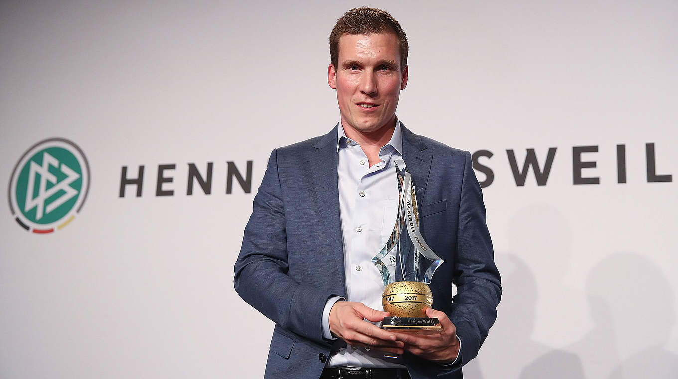 Zum neunten Mal verliehen: Der Trainerpreis des DFB geht an Hannes Wolf © 2018 Getty Images
