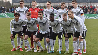 Perfekter Auftakt in die EM-Quali: Die deutschen U 19-Junioren gewinnen in Lippstadt 3:0 gegen Schottland © 2018 Getty Images