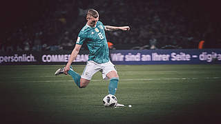 Toni Kroos pulling the strings in the German midfield. © Philipp Reinhard