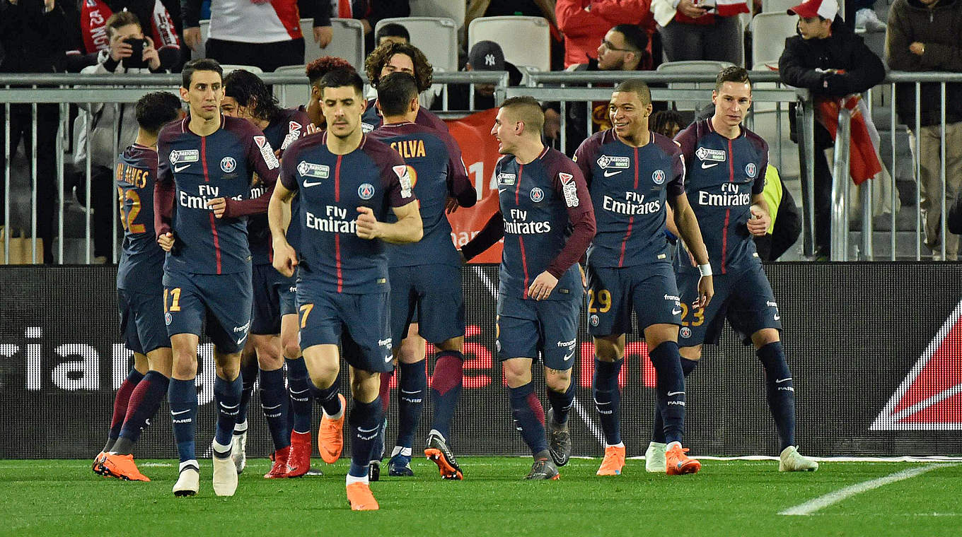 Jubel bei Paris: Der Hauptstadtklub sichert sich zum fünften Mal in Folge den Ligapokal © imago/PanoramiC