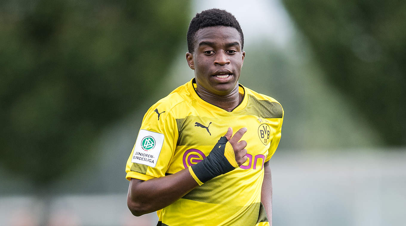Traf im Hinspiel zweimal für Dortmund: U-Nationalspieler Youssoufa Moukoko © 2017 Getty Images