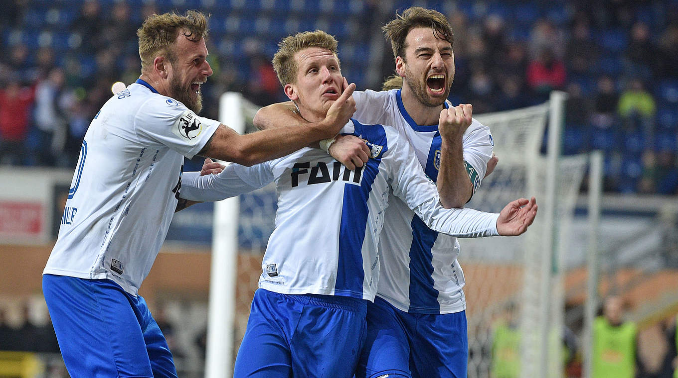 Aufstiegsduell in Magdeburg: Der Zweite trifft auf den viertplatzierten Karlsruher SC © 2018 Getty Images