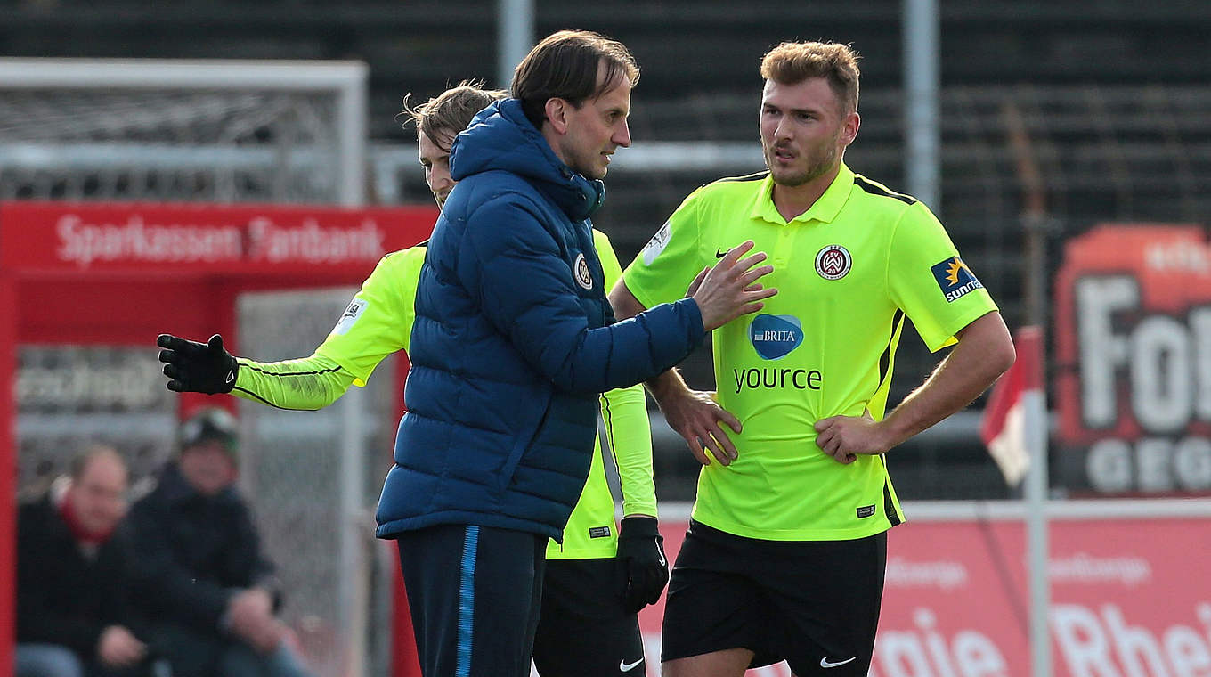 SVWW-Trainer Rehm (l.): "In Münster müssen wir zielstrebig nach vorne spielen" © 2018 Getty Images