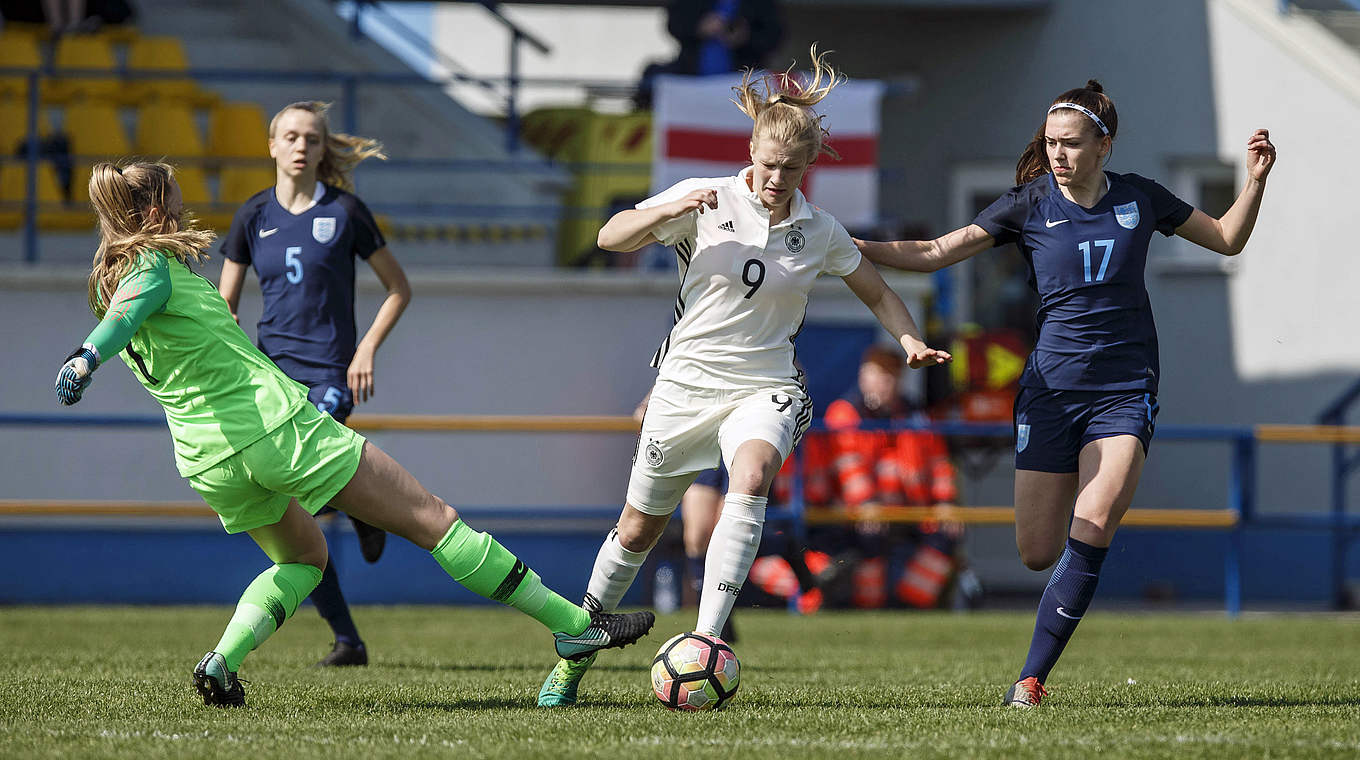 Forward Anna-Lena Stolze (2nd from right) opened the scoring with her sixth goal of the tournament © 2018 Getty Images