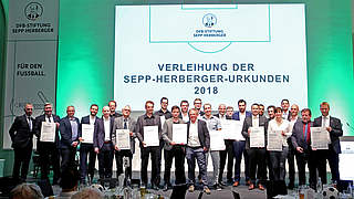 Verleihung der Sepp-Herberger-Urkunden: Das sind die Preisträger in fünf Kategorien © Carsten Kobow