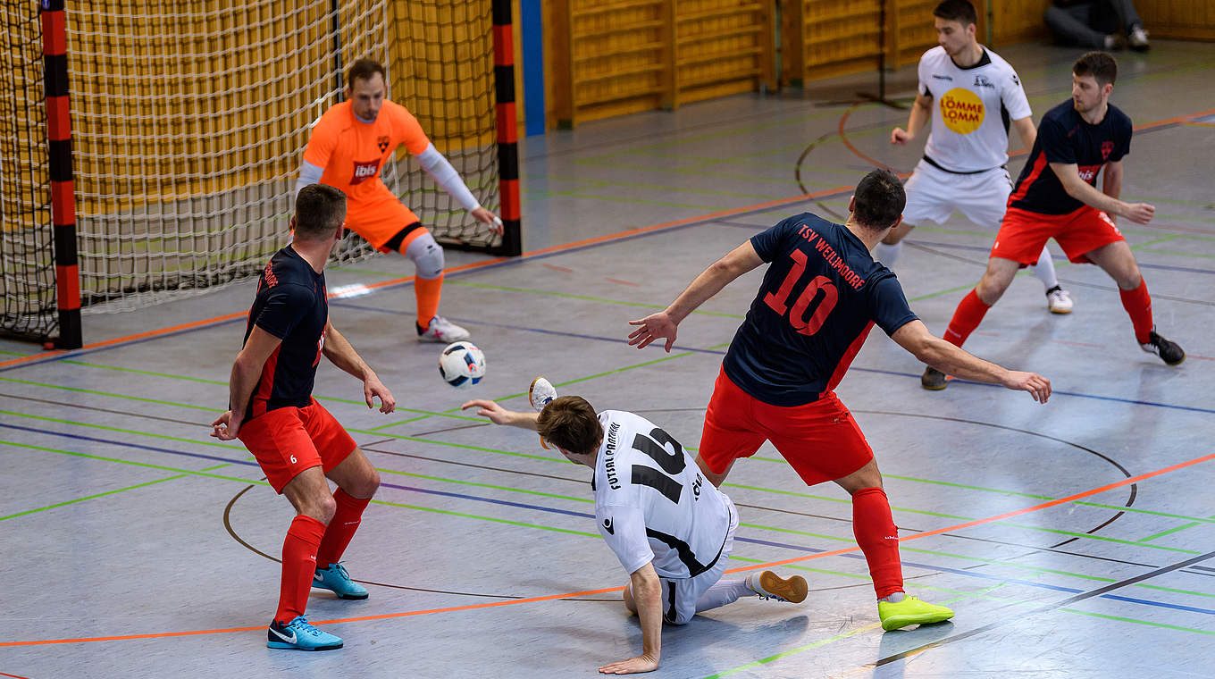 Intensiv geführtes Halbfinale: Insgesamt fielen zehn Treffer in Ditzingen © 2018 Getty Images