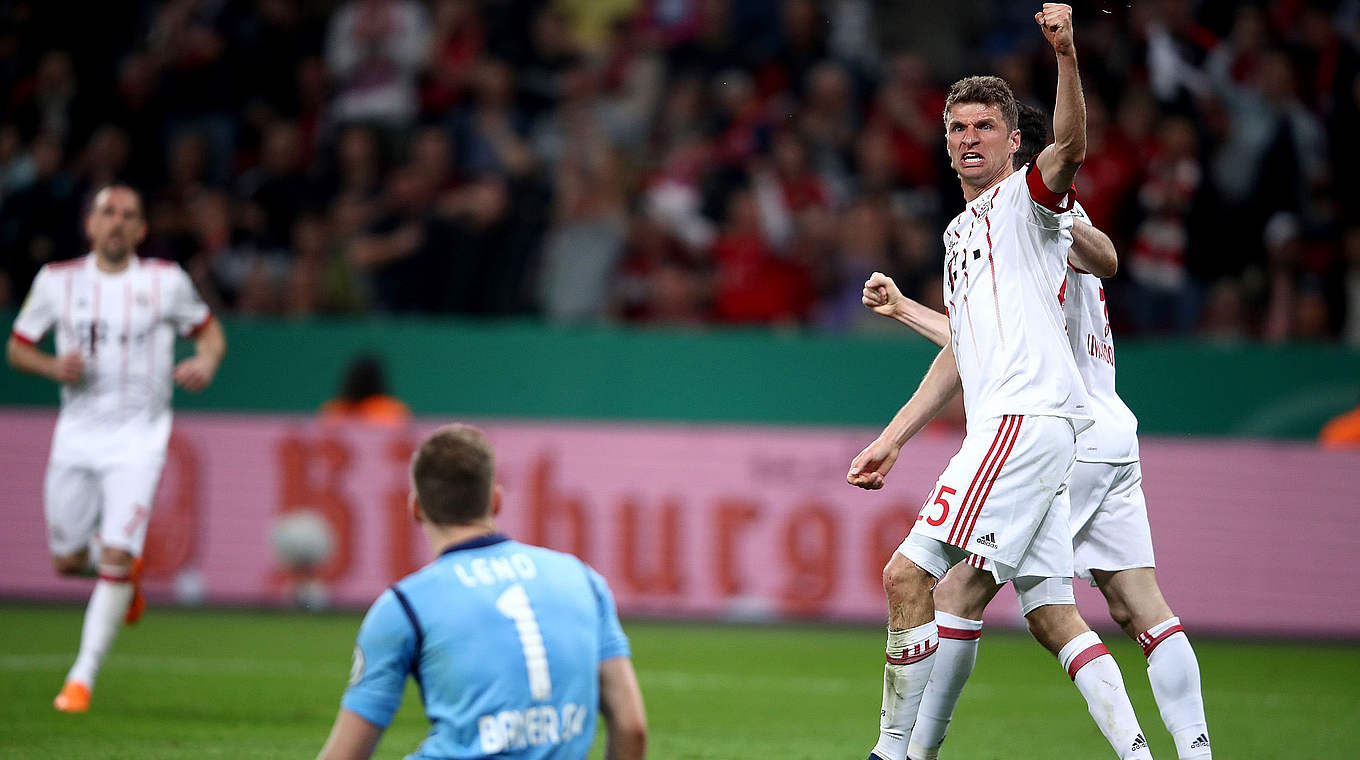 Thomas Müller's hat-trick sends Bayern to Berlin © 2018 Getty Images