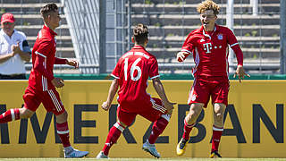 Schon vor der Pause alles klar gemacht: Bayerns B-Junioren siegen gegen Elversberg © imago/Nordphoto