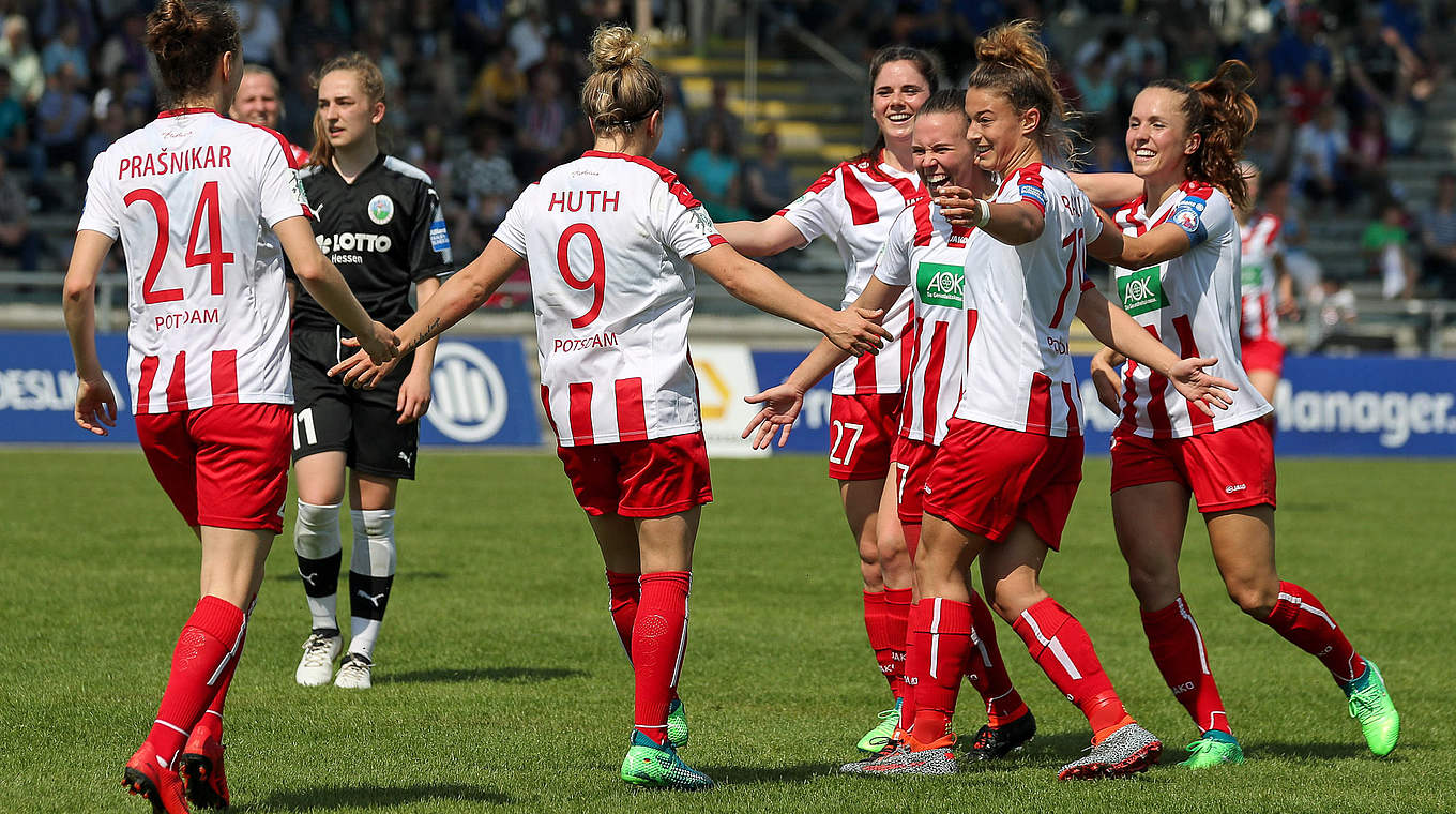 Svenja Huth: "Wir verteidigen super gegen den Ball und agieren zielstrebig nach vorne" © Jan Kuppert
