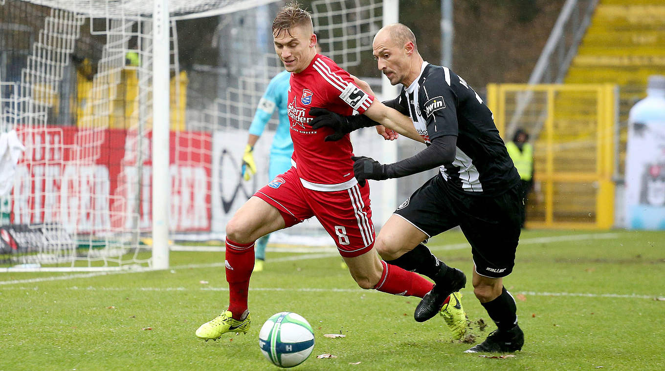 Bwin-Topspiel: Haching empfängt mit Dombrowka (l.) Aalen um Morys © imago/Eibner