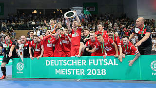 Zehn Teams wollen Meister werden - verteidigt Hohenstein-Ernstthal den Futsal-Titel? © 2018 Getty Images