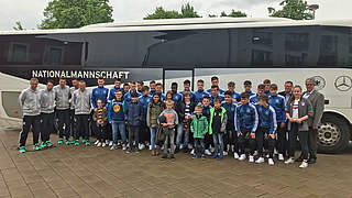 Gemeinsamer Tag mit Kindern und Jugendlichen in Nordhorn: Die U 15 des DFB © DFB