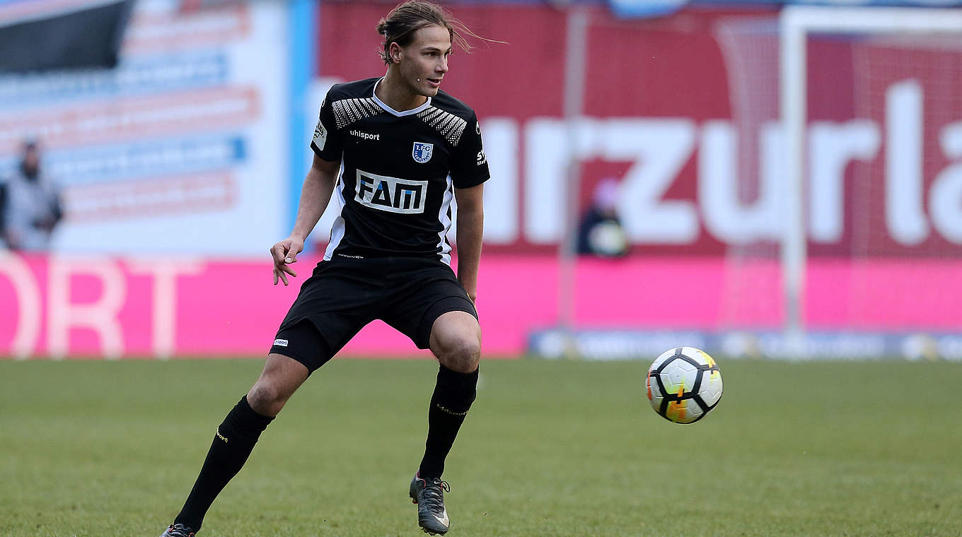 "Tobias zählt zu den Topspielern der 3. Liga": Schwede wechselt zum SC Paderborn 07 © 2018 Getty Images