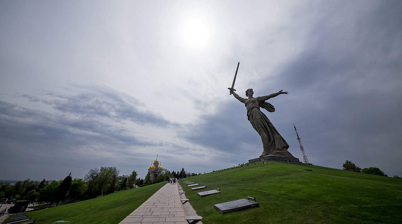 Die "Mutter-Heimat-Statue": Kolossales Denkmal auf dem Mamajew-Hügel © 2018 Getty Images