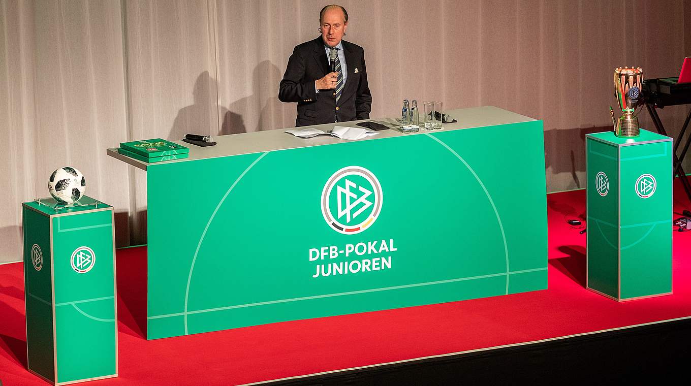 Rede von Christian Pothe, dem Vorsitzenden des DFB-Jugendausschusses. © Getty Images