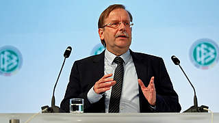 Dr. Rainer Koch: 