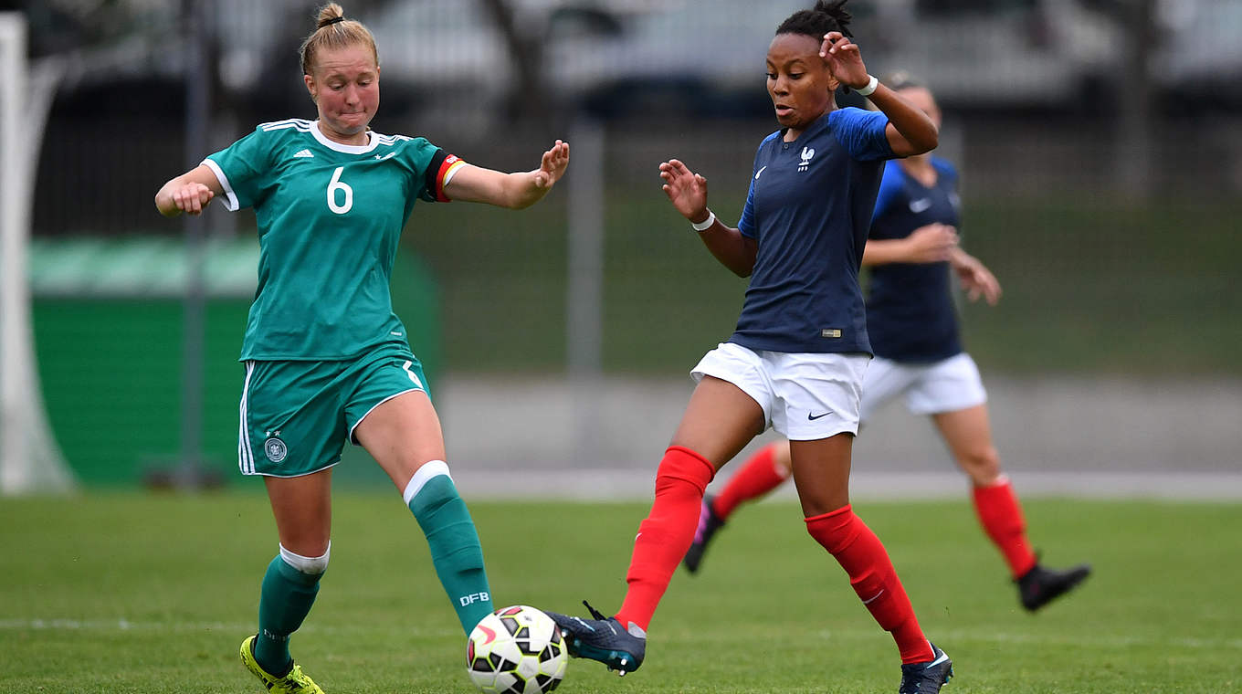 U 20-Spielerin Minge (l.): "Potenzial, eine erfolgreiche WM zu spielen" © 2018 Getty Images