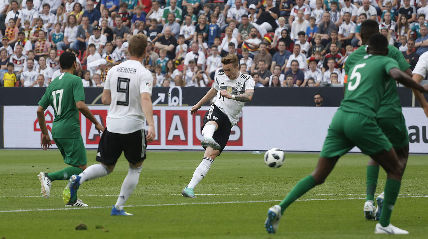 Ein Assist, ein Pfostenschuss: Marco Reus (M.) machte ein gutes Länderspiel © GettyImages