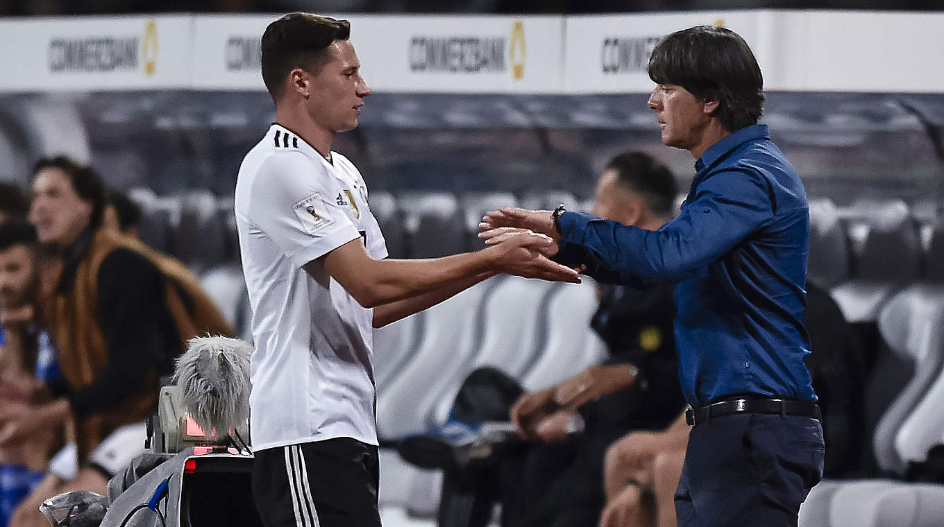 Joachim Löw and Julian Draxler will address the press on Saturday ahead of their World Cup opener against Mexico.  © ullstein bild - GASPA