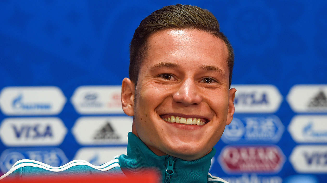 Draxler: "We want to start with a win." © This content is subject to copyright.