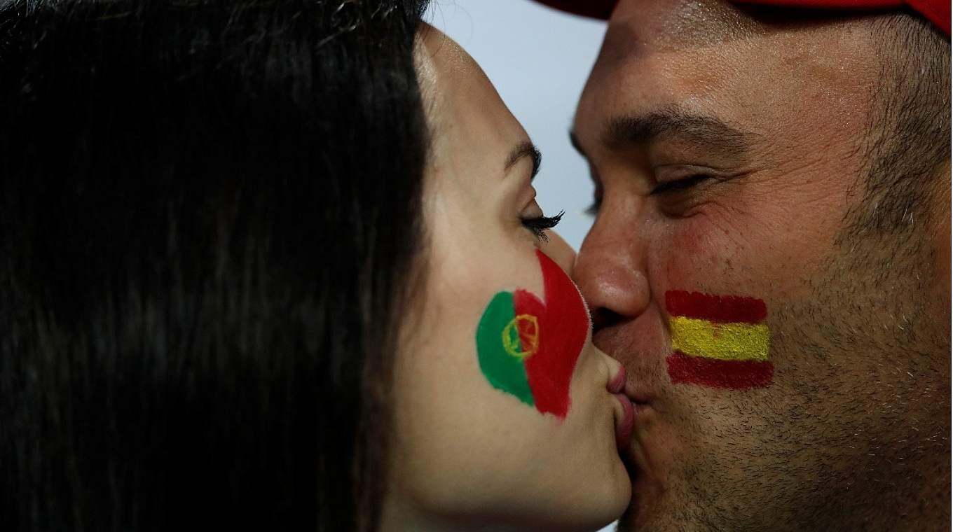 United by football vorgemacht. Zwei unterschiedliche Nationen im Herzen und trotzdem vereint.  © Getty Images