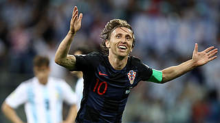 Traumtor aus 22 Metern: Luka Modric trifft zum 2:0 © 2018 FIFA