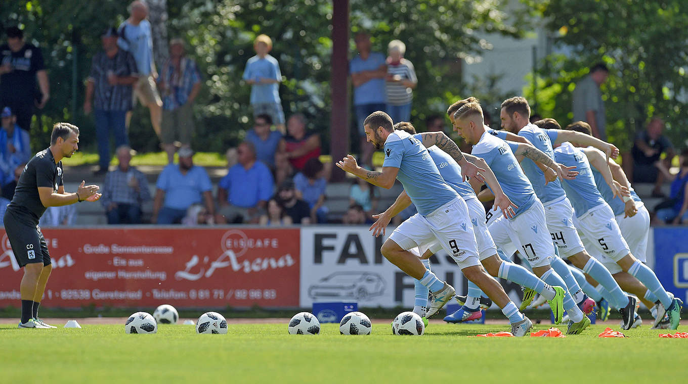 "Maßgeblich zum Aufstieg beigetragen": 1860 München verlängert mit sieben Spielern © imago/MIS