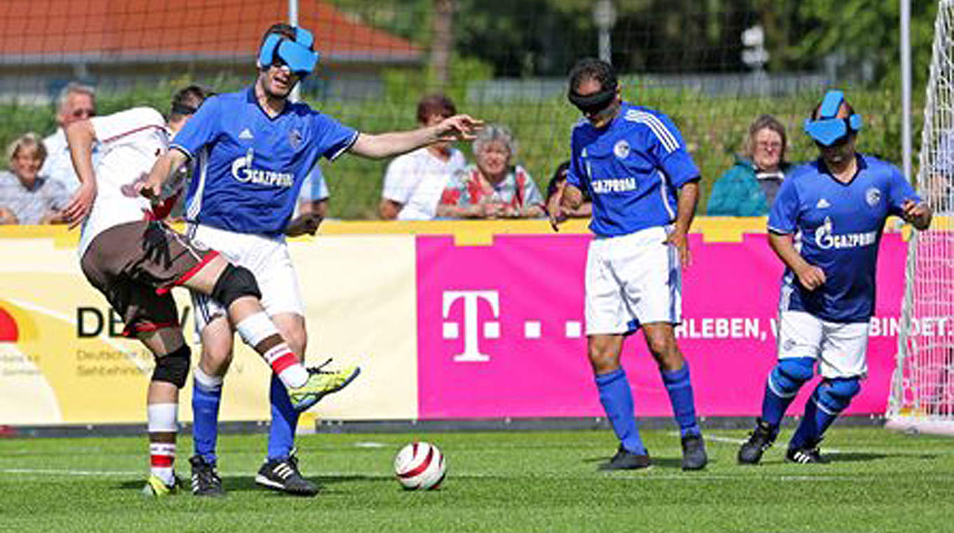Gastgeber der Blindenfußball-Bundesliga: der FC Schalke 04 © Carsten Kobow