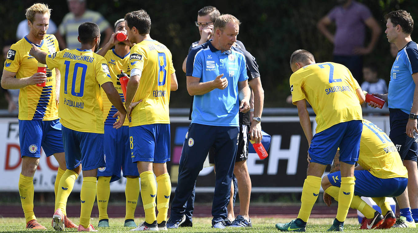 Neuanfang nach Abstieg: Eintracht Braunschweig mit neuem Coach und Team © imago/Zink