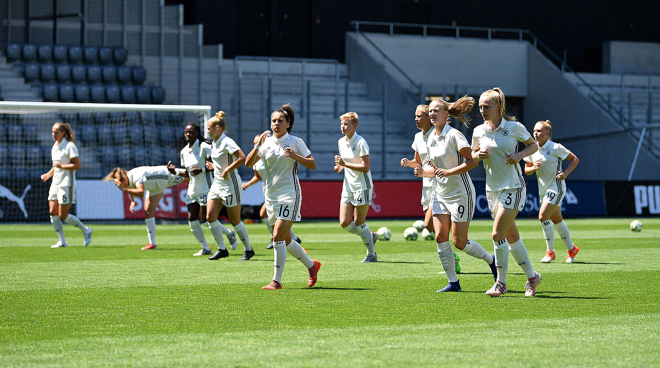 Hoch konzentriert ins finale Gruppenspiel: Die U 19-Frauen wollen ins EM-Halbfinale © 2018 UEFA