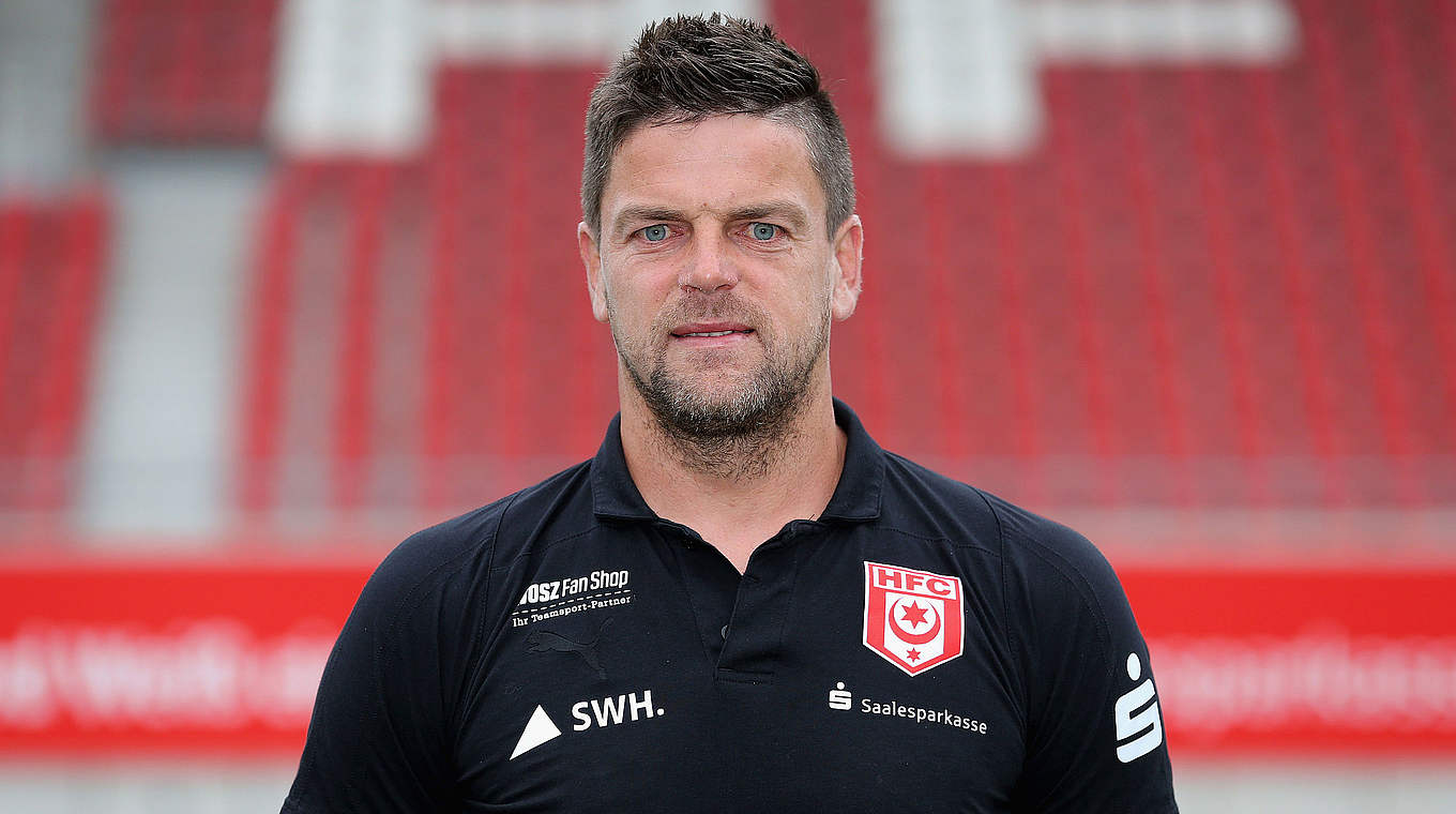 Mit Halle gegen seinen Ex-Klub FSV Zwickau gefordert: Torsten Ziegner © 2018 Getty Images