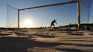 Sieg im zweiten Spiel in England: die deutsche Beachsoccer-Nationalmannschaft © imago sportfotodienst