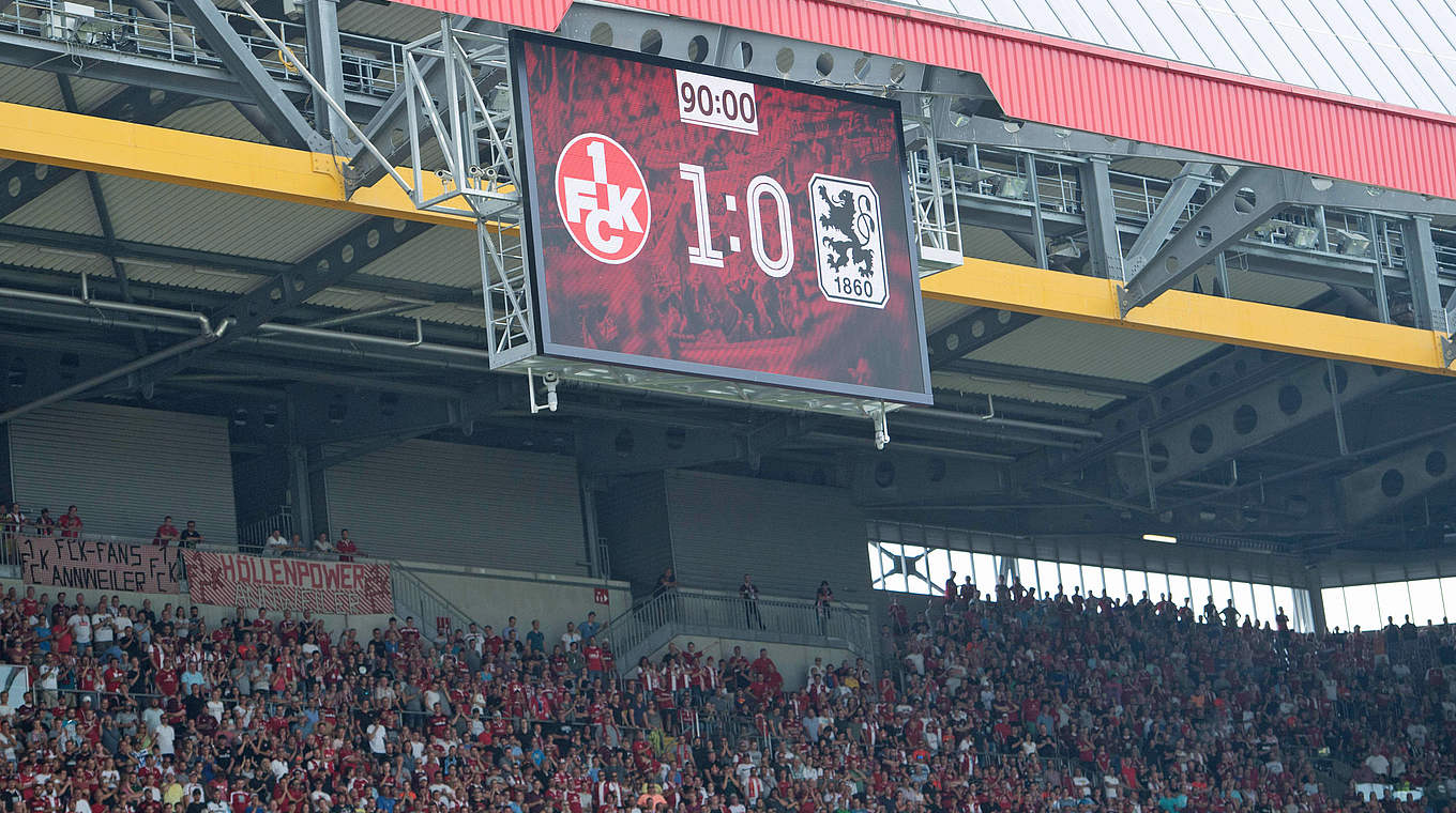 Der "Betze" bebt: 41.324 Zuschauer sehen das Spiel zwischen Kaiserslautern und 1860 München © imago/Sven Simon