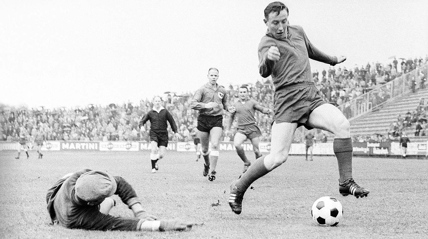 Torlos gegen Preußen: Kaiserslautern und Harald Braner (r.) in der Bundesliga 1963 © imago sportfotodienst
