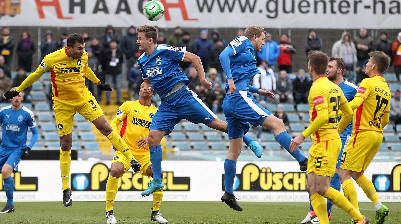 Der Gewinner springt auf Platz eins: Karlsruhe empfängt am 4. Spieltag Jena im Topduell © imago/Karina Hessland