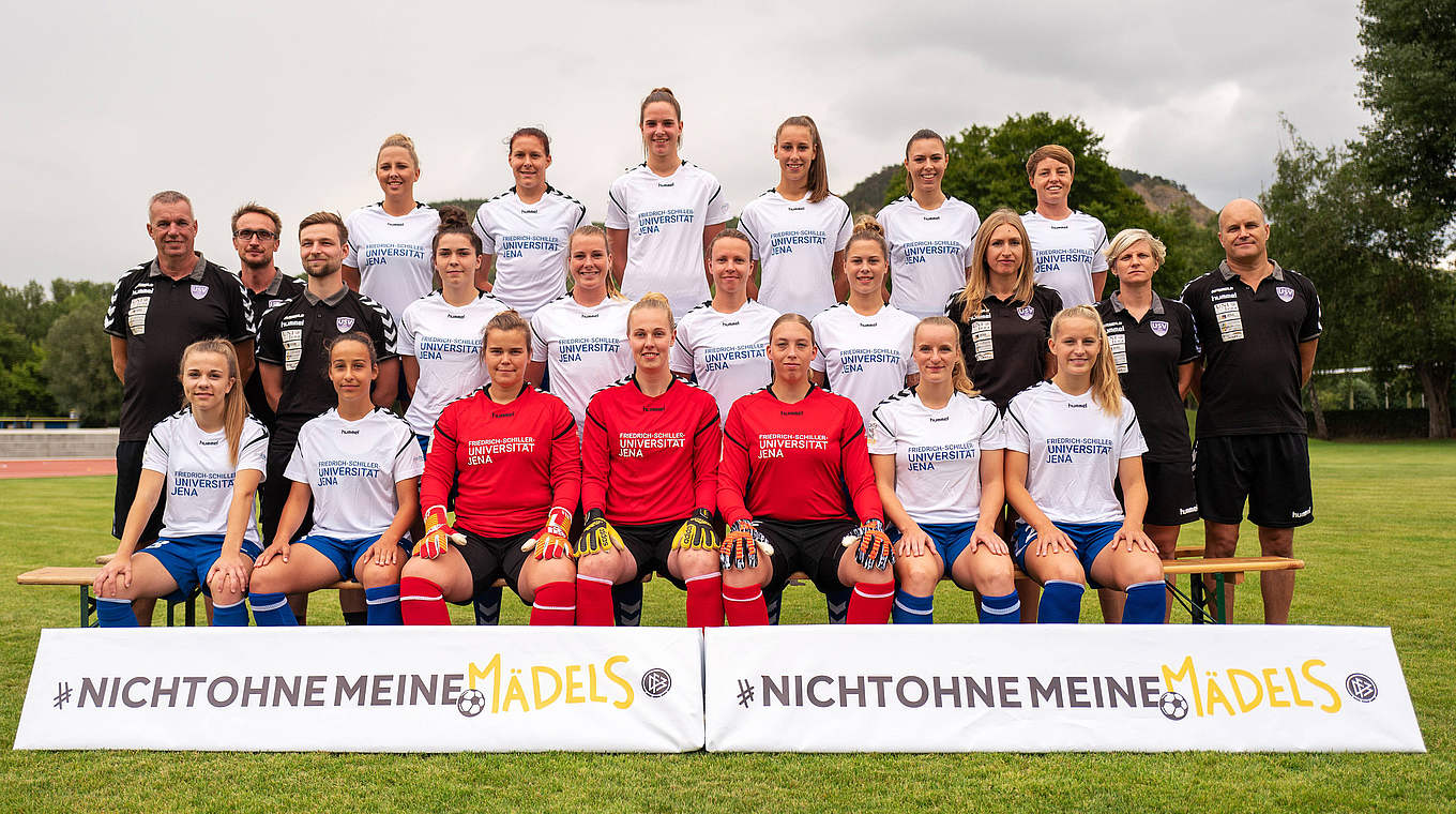 Verlieren auch das zweite Spiel der 2. Frauen-Bundesliga: Die Spielerinnen des USV Jena © imago