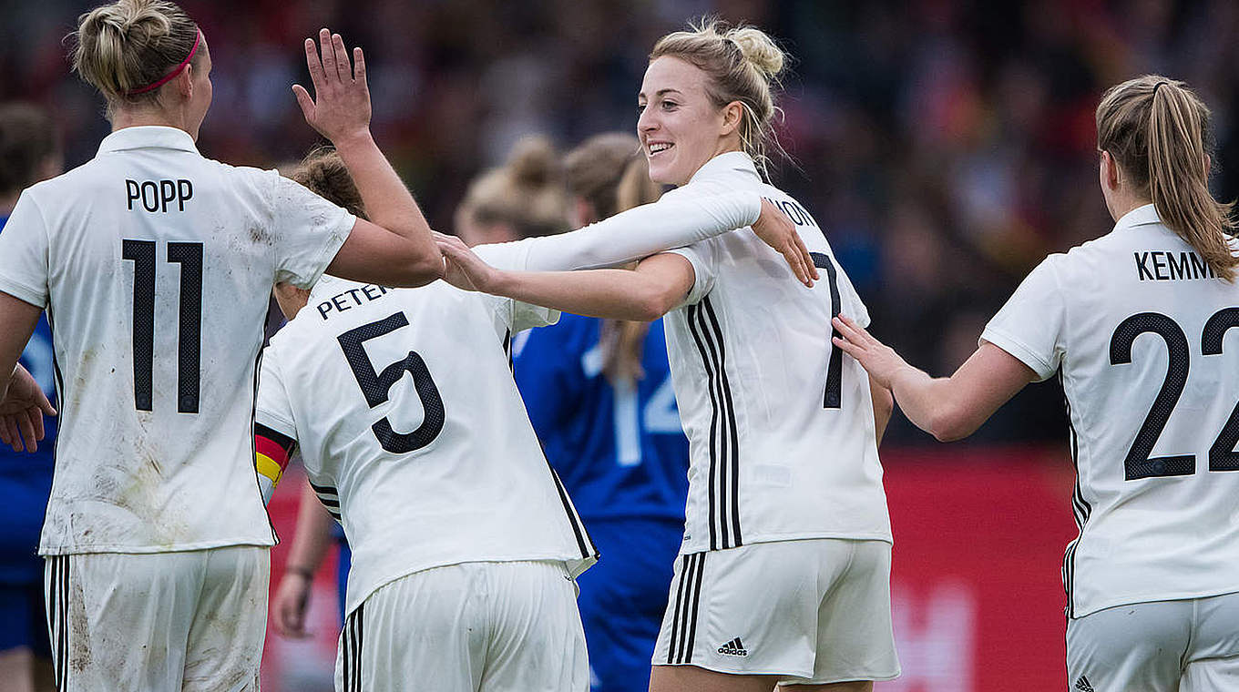 Duell gegen den 81. der FIFA-Weltrangliste: Die DFB-Frauen spielen erstmals auf Färöer © Getty Images