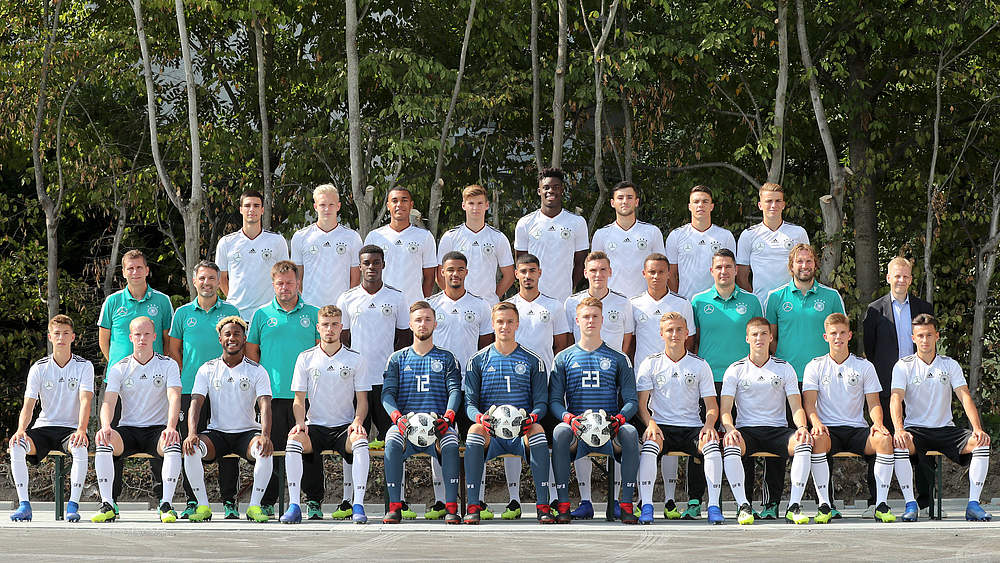 Team Und Trainer :: U 19-Junioren :: Männer-Nationalmannschaften ...