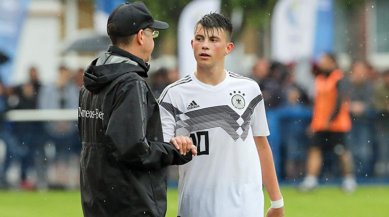 Fällt lange aus: Herthas U 16-Nationalspieler Lazar Samardzic (r.) © 2018 Getty Images