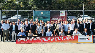 Tagung in der DFB-Zentrale: die teilnehmenden Veranstaltungsleiter in Frankfurt © DFB