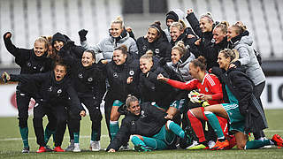 Freude über erfolgreiche WM-Qualifikation und Weltranglistenplatz zwei: DFB-Frauen © 2018 Getty Images