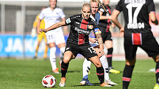 Muss gegen Freiburg nach 18 Minuten ausgewechselt werden: Isabel Kerschowski © imago/foto2press